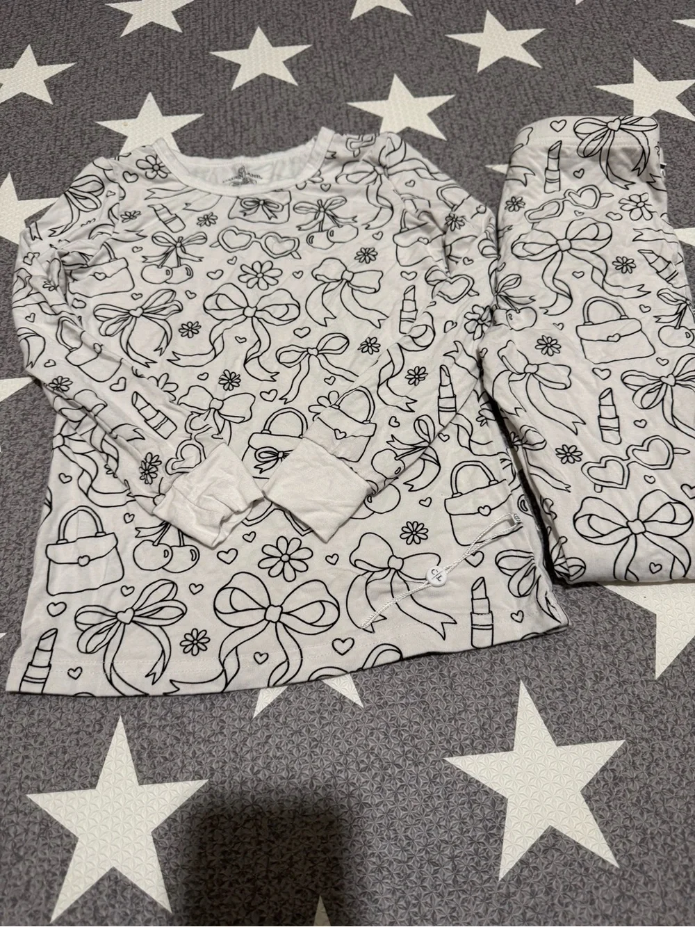 Caden Lane Colorable Bow & Purse Print Pajama Set